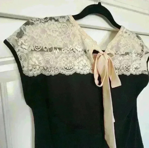 Women's PS Faith and Joy black , with Ivory lace blouse with peach color. Sz sm - Picture 4 of 7